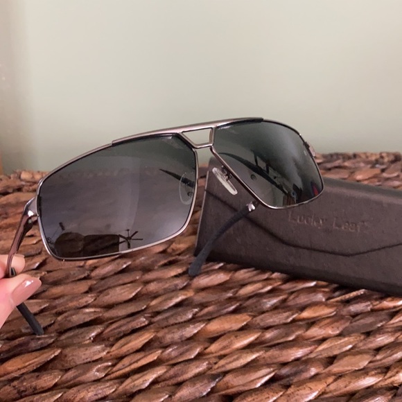 Mens Lucky Leaf Aviator Sunglasses - Picture 4 of 5